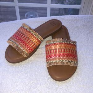 NWOT! A. new day Flat sandal